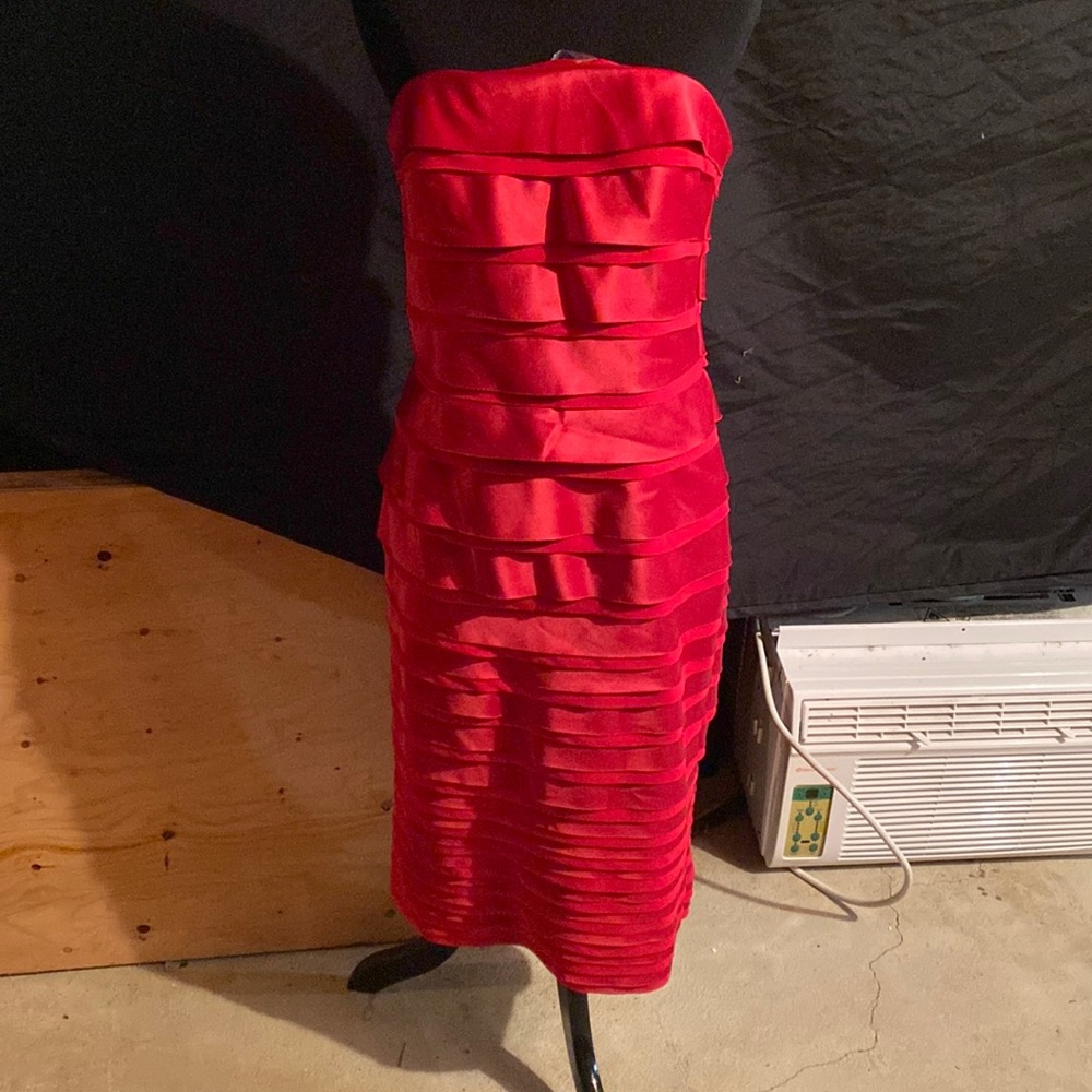 Red strapless dress